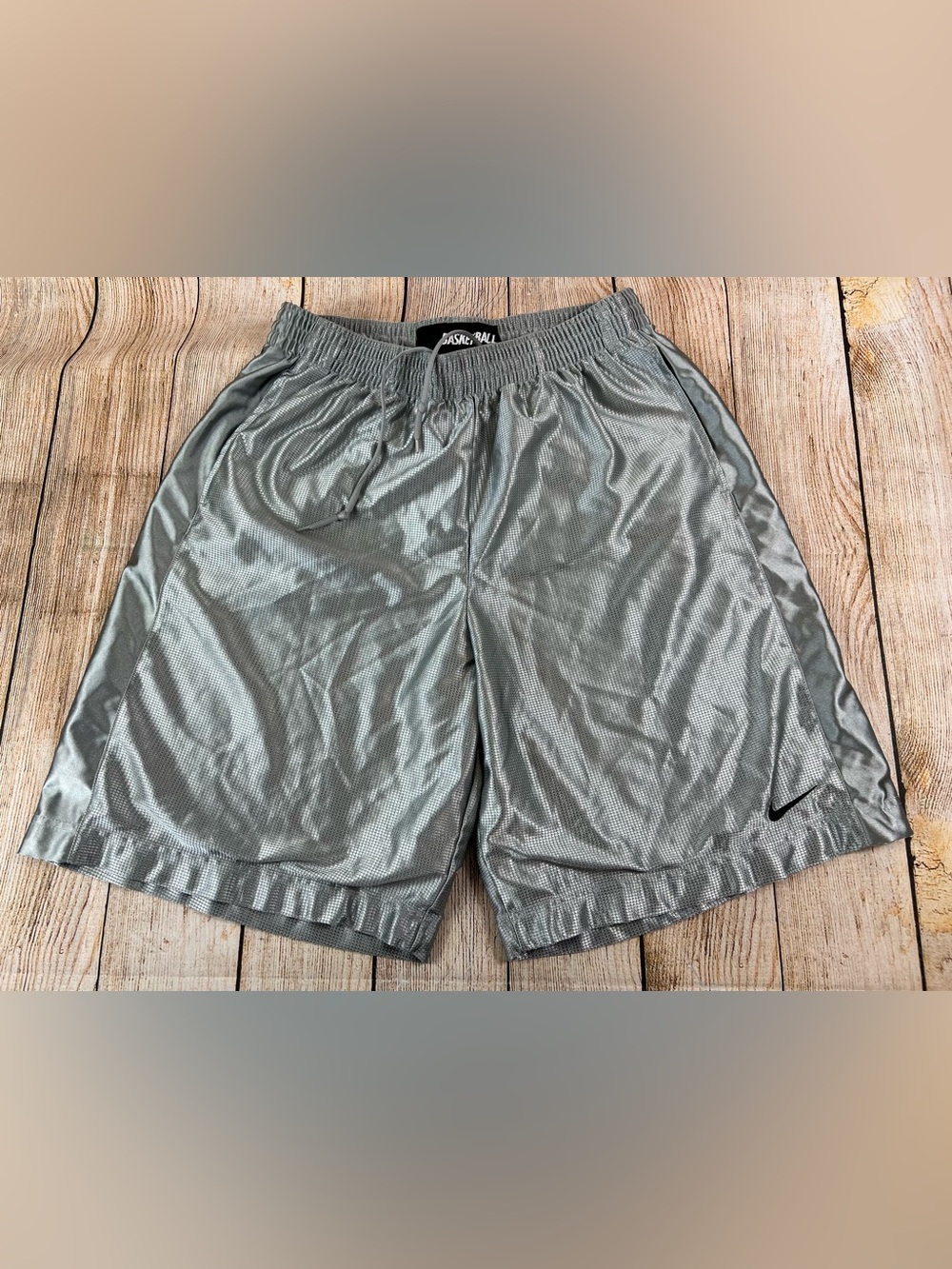 Mens Nike Basketball Shimmer Silver Shorts Size XL